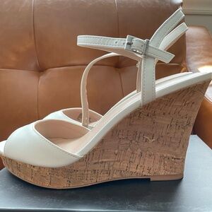 Charles David white wedges